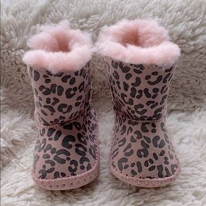UGG baby booties size 0/1